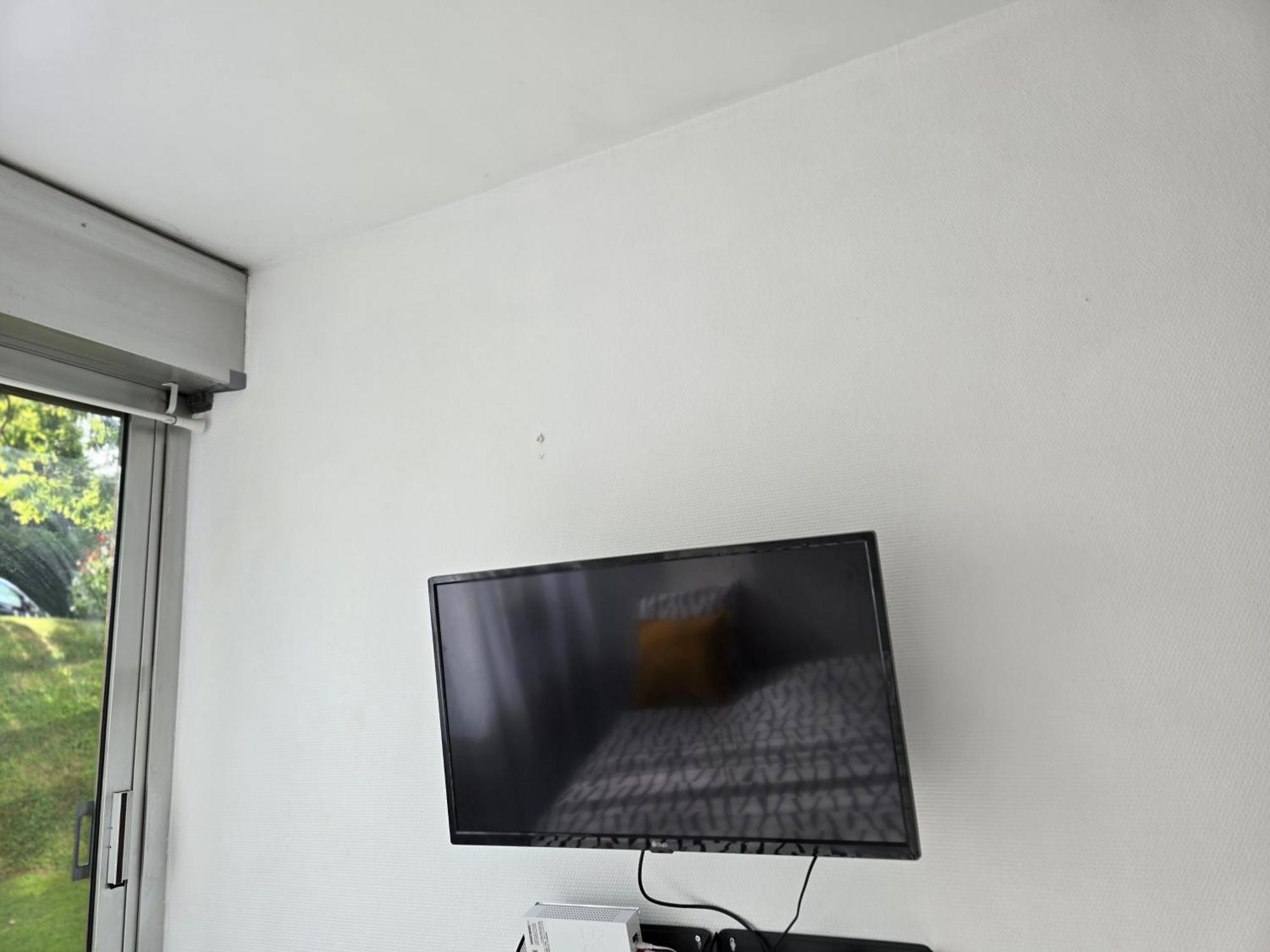 Sejour A 10 Minutes Du Chateau De Versailles Et 20 Minutes De Roland-Garros- Votre Suite Avec Lit King Size Ле-Шене Экстерьер фото